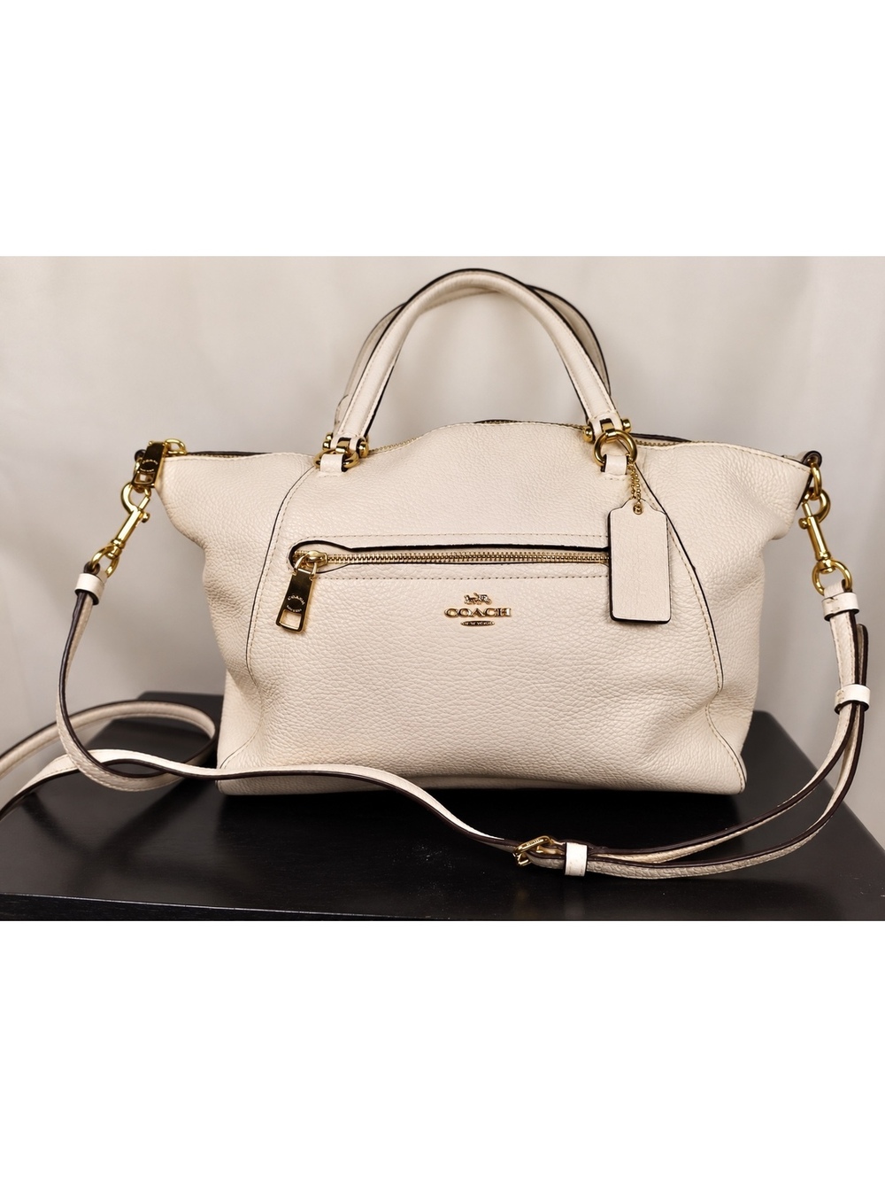 Coach Kelsey Satchel